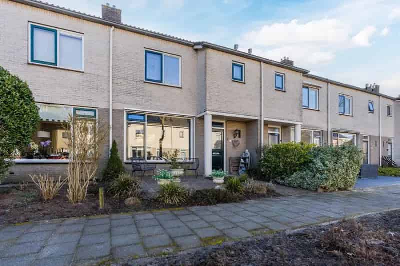 Tussenwoning Beilen 3 slaapkamers 7 zonnepanelen Energiezuinig