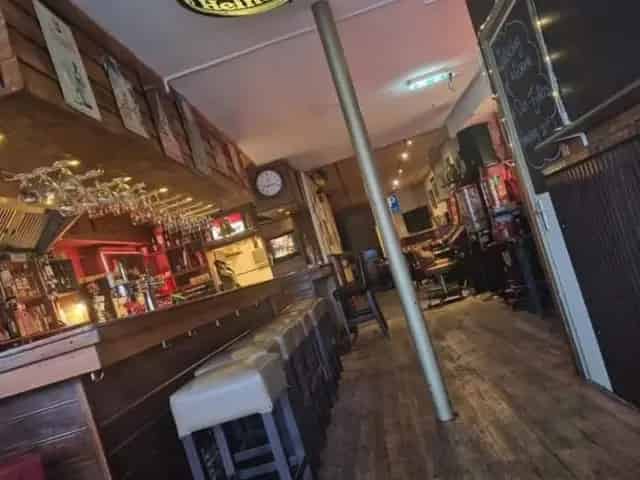 Café Alardus te Rockanje: Bruin Café te Koop
