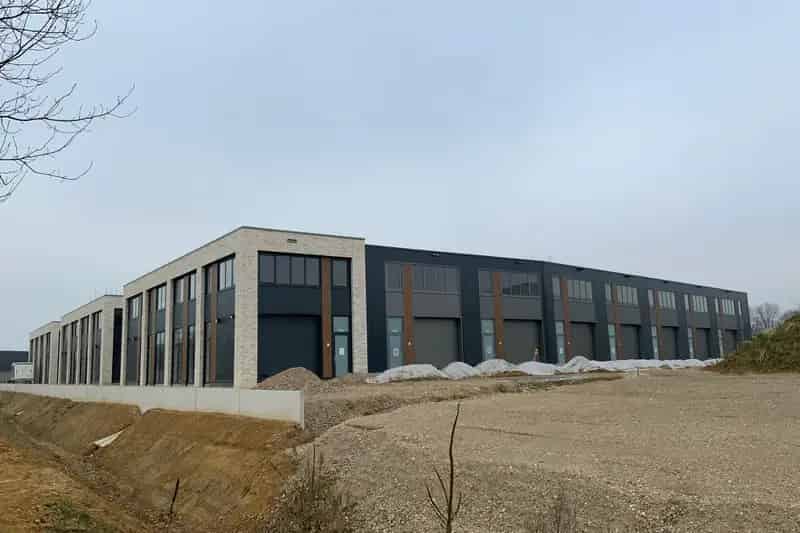 Bedrijfshal Maastricht Airport te huur Europalaan