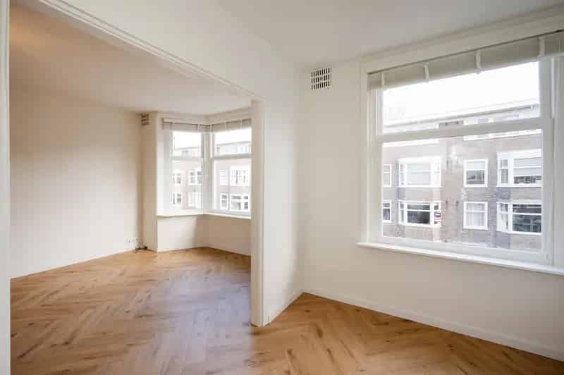 Modern 3-kamer appartement Rivierenbuurt