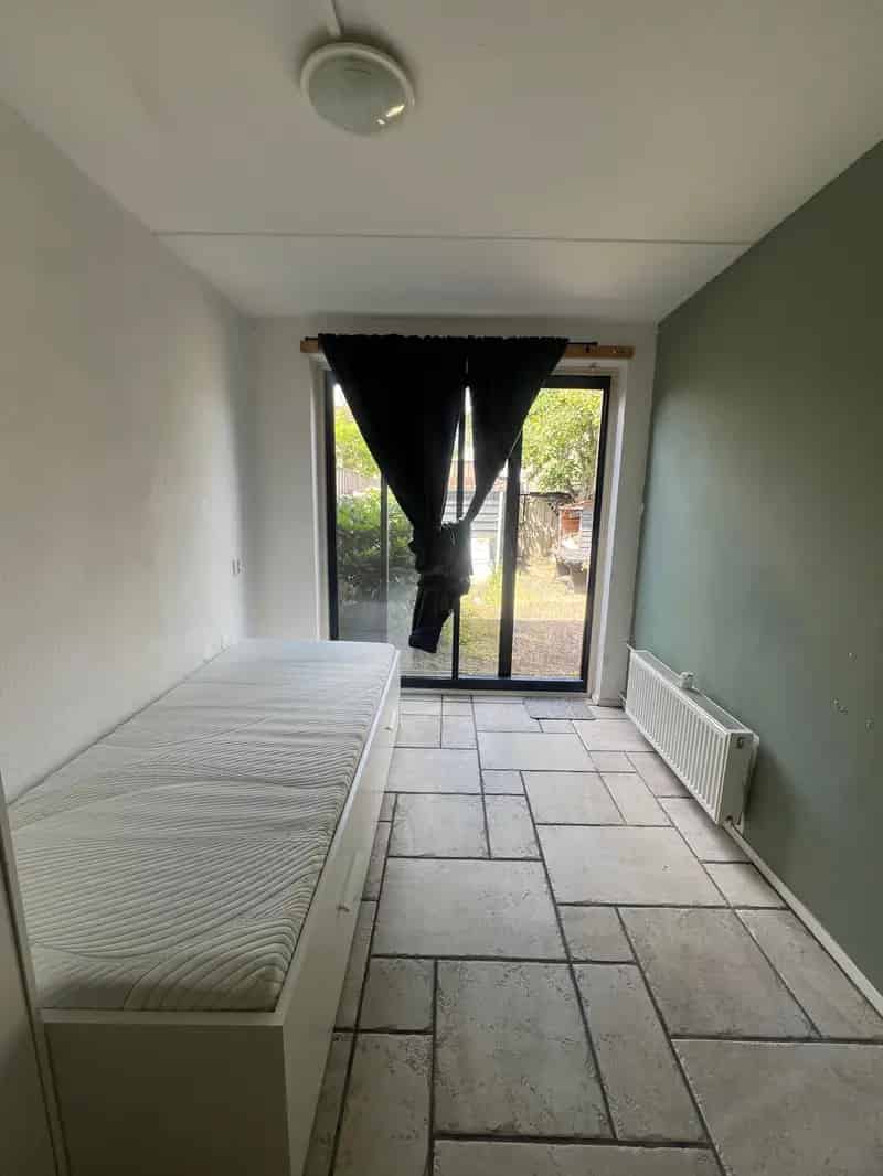 Kamer Zaandam Barbara van Meertenstraat - Per direct beschikbaar