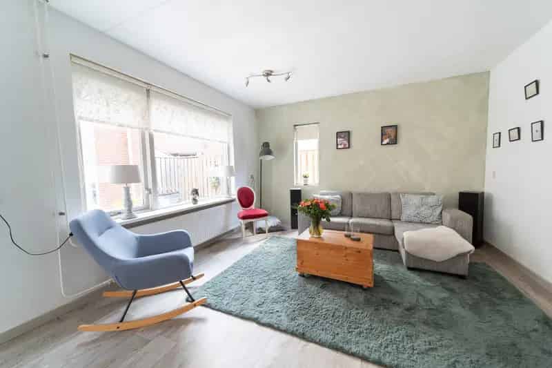 Gerenoveerde woning Hellevoetsluis 3 slaapkamers nieuwe badkamer