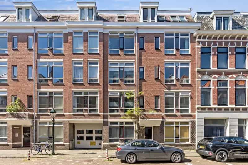 Maisonnette te koop Zeeheldenkwartier 2 slaapkamers parkeerplaats