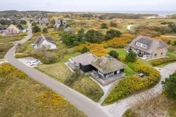 Vakantiehuis Nes Buren Strand Nabij 3 slaapkamers