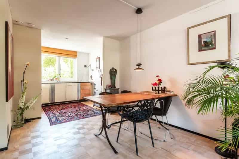 Hoekwoning Hoorn  121m2 2 slaapkamers Tuin Zonnepanelen