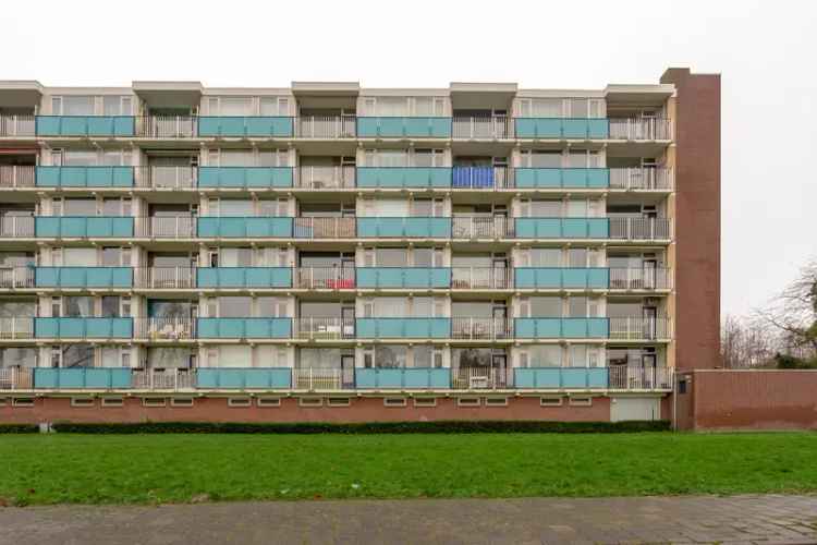 Centraal gelegen woning nabij NS station en winkels