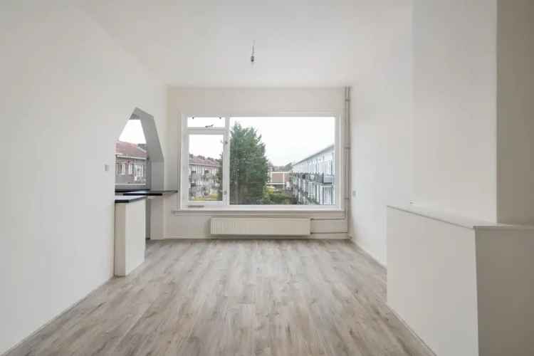 Rotterdam Charlois Bovenwoning 3 slaapkamers Balkon 56m²