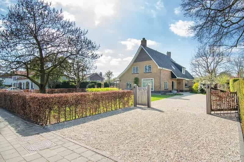 Huis te koop Bemmel Karstraat 13  Royale woning met 4 slaapkamers en grote tuin