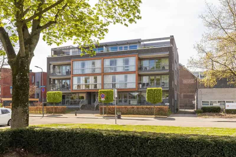 2 Slaapkamers Appartement begane grond met parkeerplaats