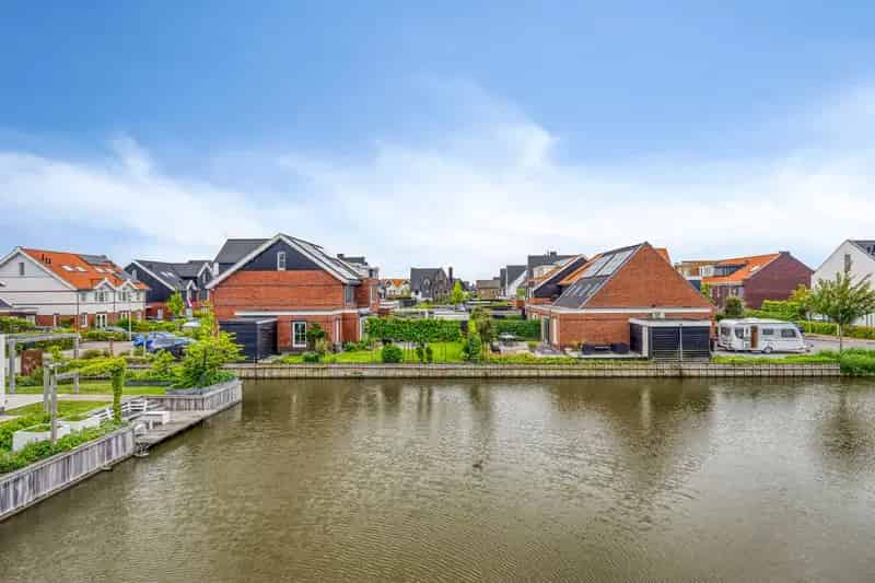 Te Koop: Moderne Maisonnette 2 slaapkamers Ackerswoude