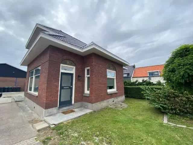 Appartement Zuidland Kerkweg 19