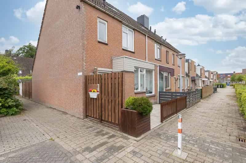Huis te koop Zwaag: Instapklare hoekwoning 4 slaapkamers