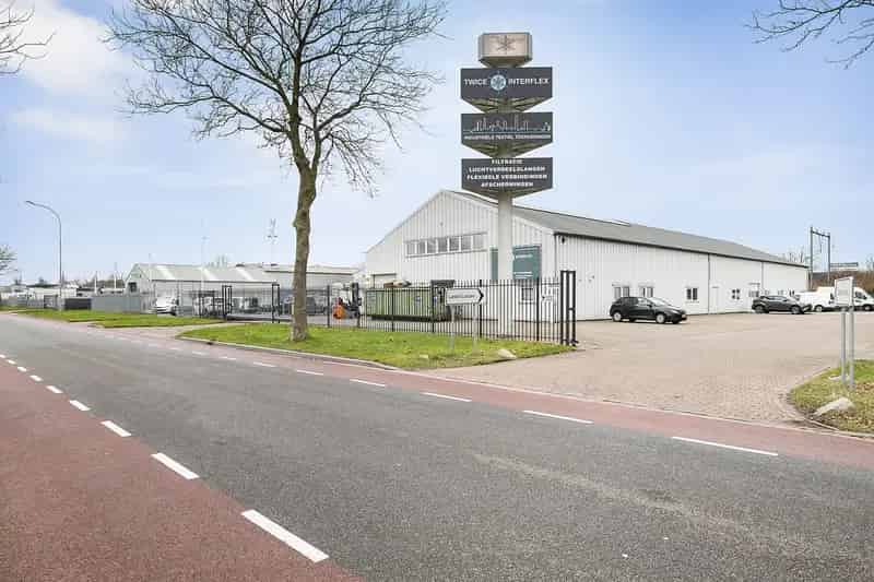 Bedrijfshal te huur Middelburg 1427 m2
