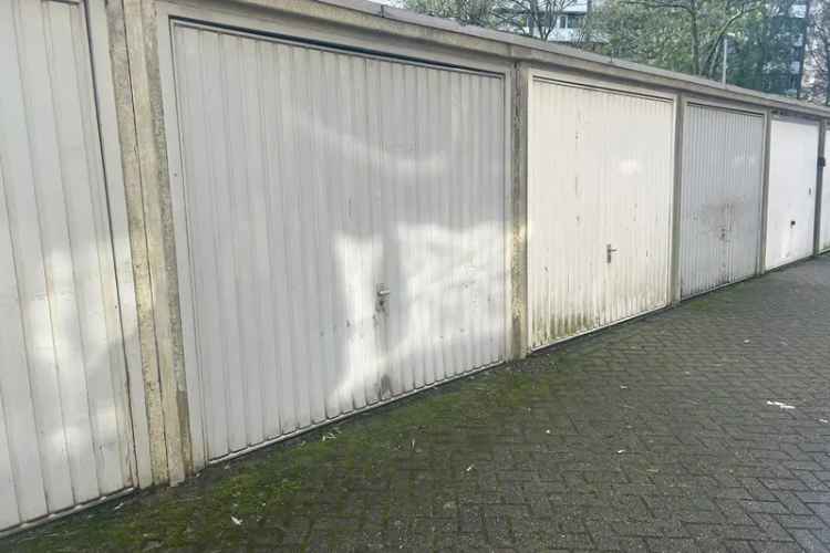Ruime Garage te Koop Mariahoeve Den Haag