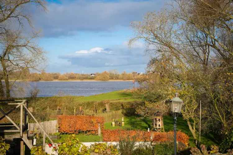 Huis te koop: Waaldijk 2 5305 CE Zuilichem 