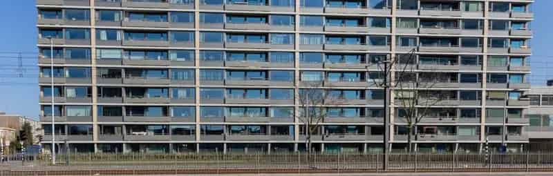Ruim 3-kamer appartement nabij Kanaleneiland