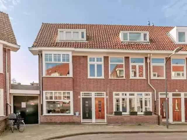 Jaren 30 Benedenhuis Haarlem Amsterdamse Buurt 72m2 Tuin