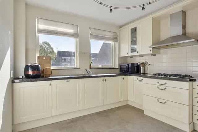 Tussenwoning Ede 5 Kamers 97m2 1984