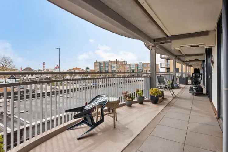 Appartement te Koop Hoek van Holland 3 kamers 93m2 Balkon