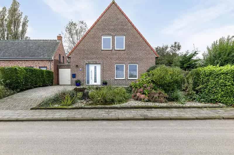 Vrijstaande woning Zeeuws Vlaanderen  - 2 sauna's zwembad energielabel A+