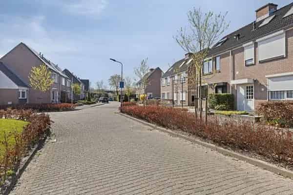 Ruime hoekwoning 6 slaapkamers s Gravenpolder