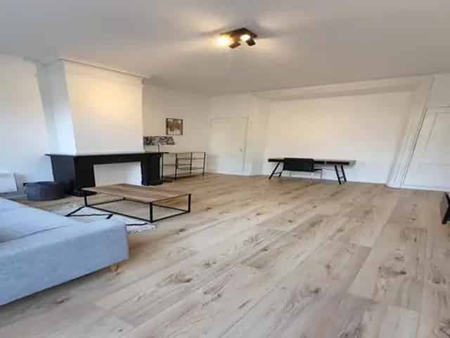 Stijlvol Appartement Den Haag: Modern Gemeubileerd