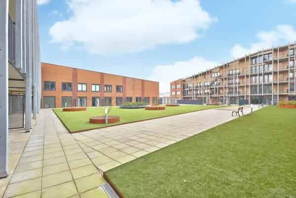 3-kamerappartement 102m2 Terwijde moderne keuken parkeerplaats