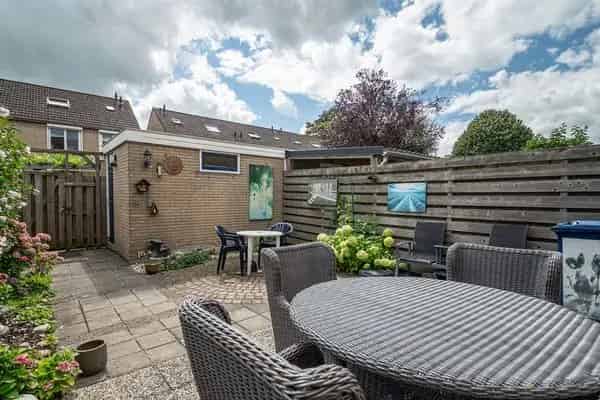 5 Kamer Tussenwoning Stalkaarsen 111m2 4 Slaapkamers Zuidtuin