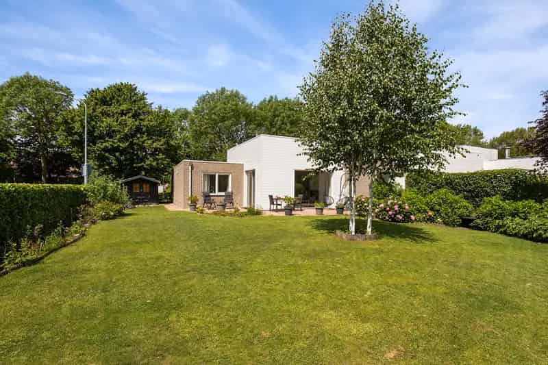 Ruime Gelijkvloerse Bungalow Nieuw Vennep 4 slaapkamers