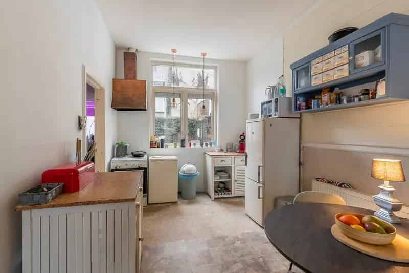 Huis te koop Schiedam Oosterstraat 3 slaapkamers renovatieproject