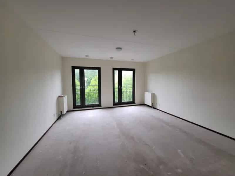 3 Kamer Appartement Nieuw Crooswijk Rotterdam Eigen Parkeerplaats