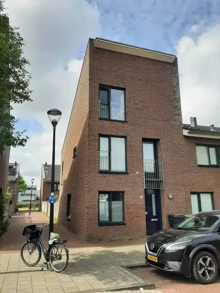 Ruime Hoekwoning Waarderpolder - 4 Kamers - Moderne Keuken