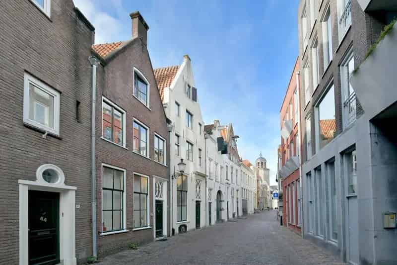 Rijksmonument Deventer 4 slaapkamers balkon tuin IJssel uitzicht