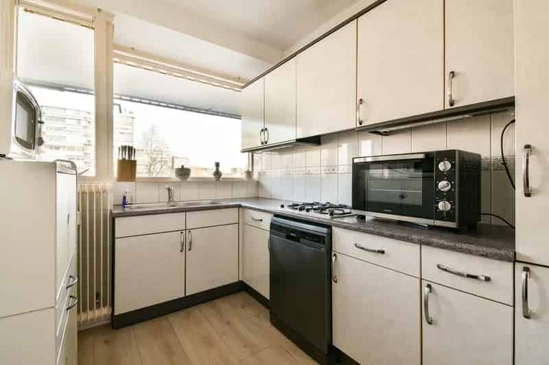 Ruim appartement aan het water in Bloemendaal