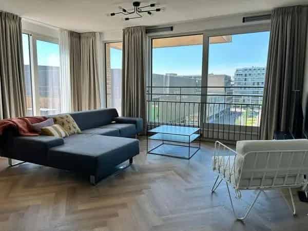 Ruim appartement 4 slaapkamers Zeeburgereiland Amsterdam