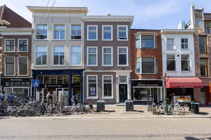 Winkel te huur Leiden Centrum: Rijksmonument 140m²