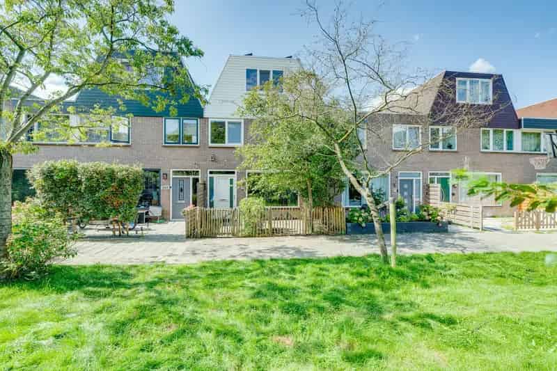 Huis te koop: Van den Berghlaan 347 2132 AK Hoofddorp | Funda