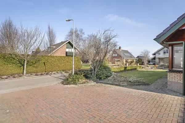 Vrijstaande woning Den Ham 6 slaapkamers 2 badkamers garage 16 zonnepanelen