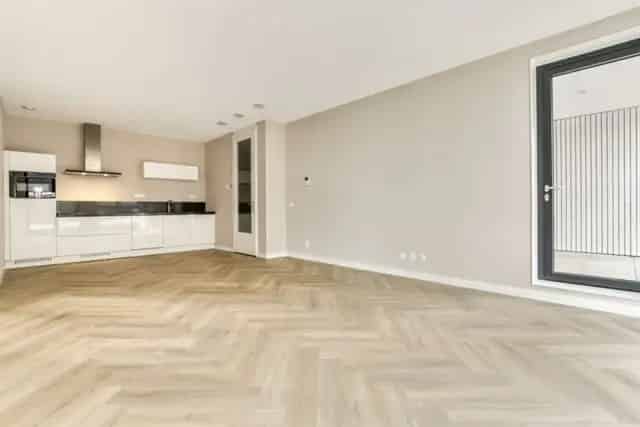 3 Kamer Appartement Hoofddorp 75m2 te Huur
