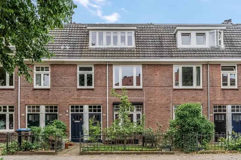 Nijmegen Oost BenWoning 3 slaapkamers Tuin Souterrain