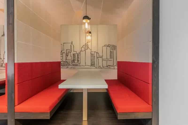Co-working Ruimte: Moderne Bureaus en Gemeenschappelijke Ruimte