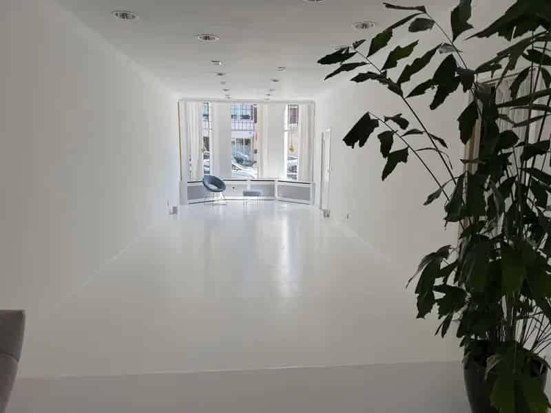 Winkelruimte te Huur Laan van Meerdervoort Den Haag 70m²