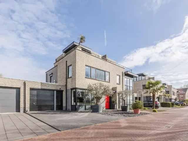 Moderne 21-kapwoning Terneuzen 4 slaapkamers zwembad