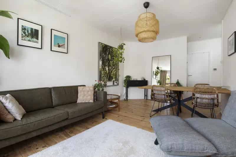 3-kamerappartement De Baarsjes 50m2 gerenoveerd balkon