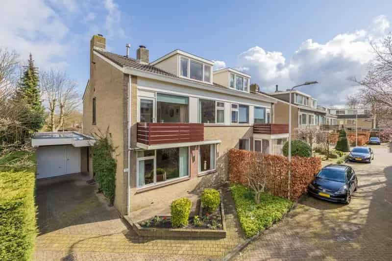 2-onder-1-kapwoning Sassenheim Garage Royale Tuin