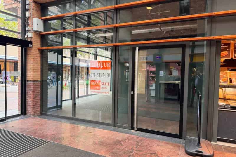 Winkel te Huur Oegstgeest Lange Voort 55m2