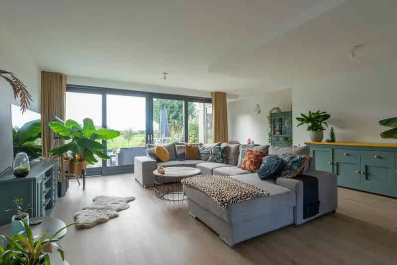 Gemoderniseerde Hoekwoning Loenen aan de Vecht 4 slaapkamers