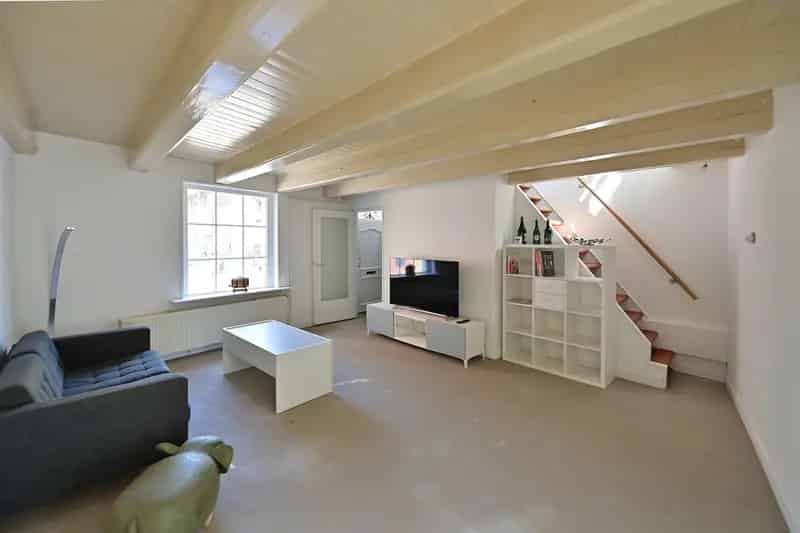 Huis te koop Muiden: Charmante woning met potentie