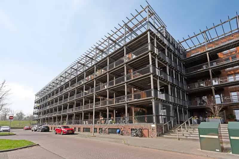 3 Kamer Appartement Arnhem De Plantage Ruim Licht Groen