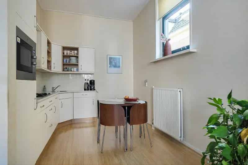 Centraal appartement Kampen 2 slaapkamers buitenruimte parkeerplaats